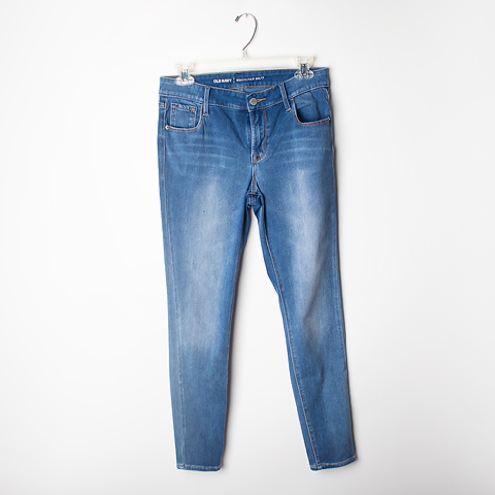 Old Navy Rockstar 24/7 Jeans Size 6